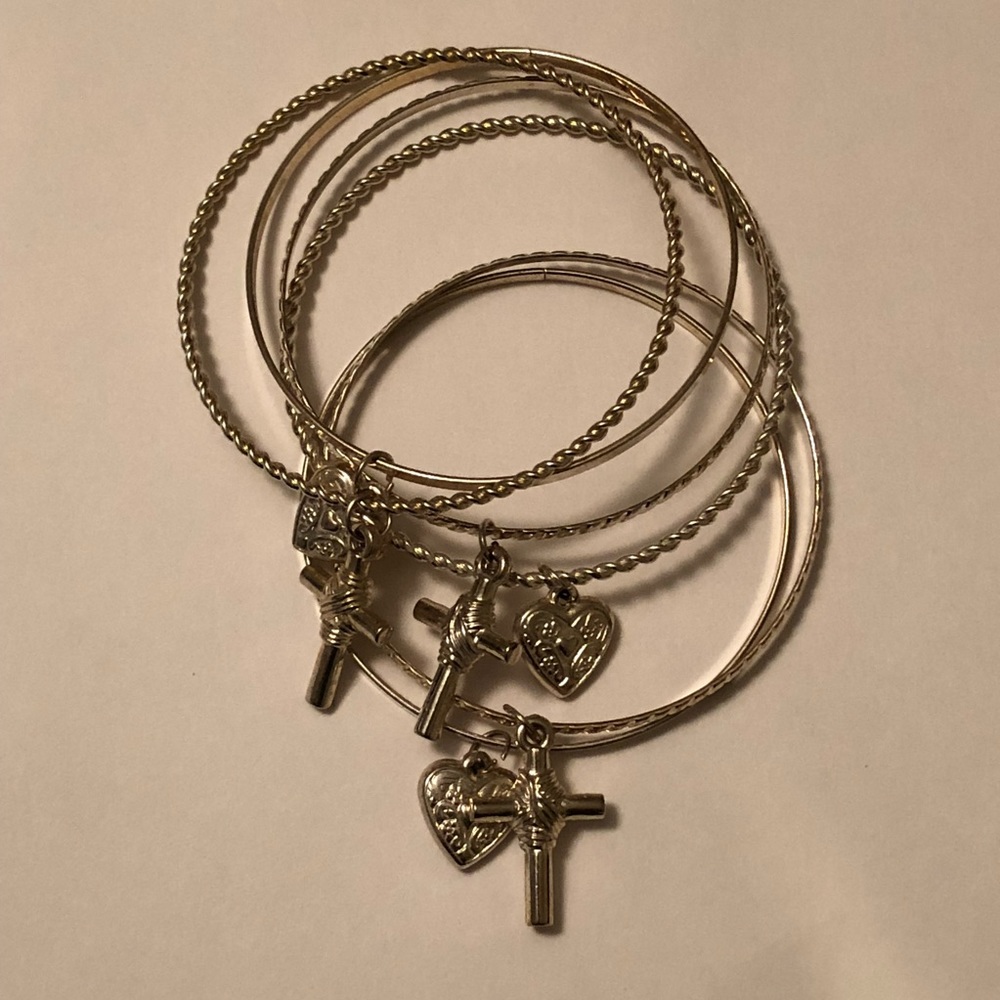 SALE‼️Bangle Set